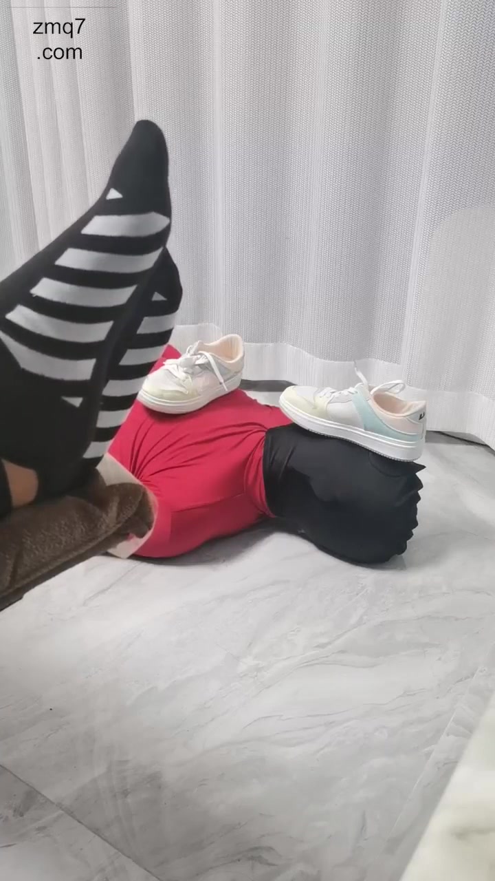 大美暗黑萝莉祖宗 耳光会所