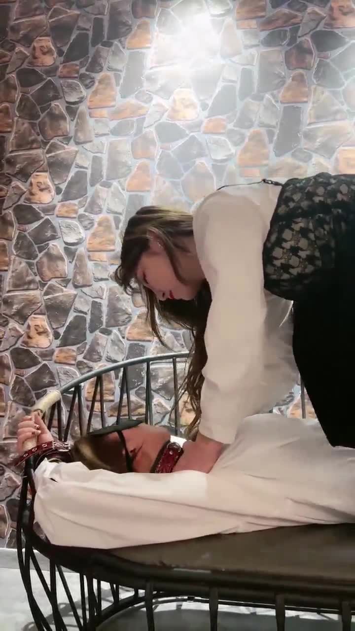 领主老大 调教女奴