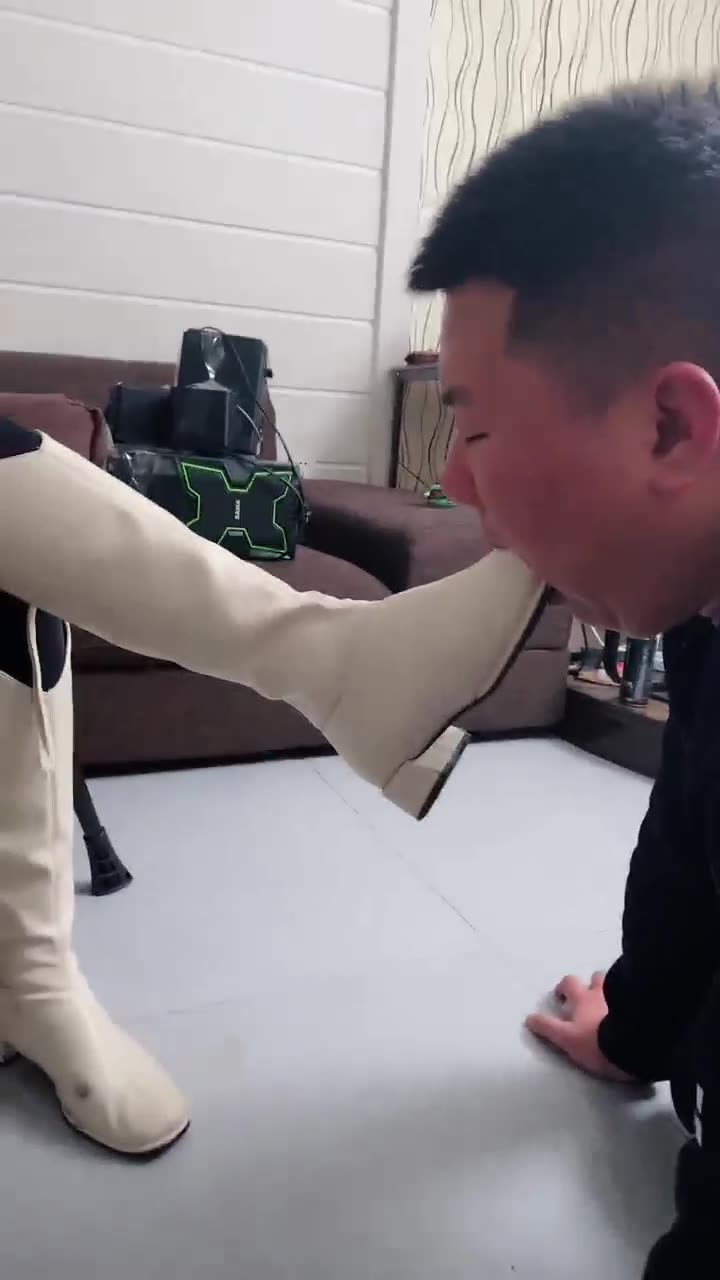 银儿 调教 素人啤酒销售员