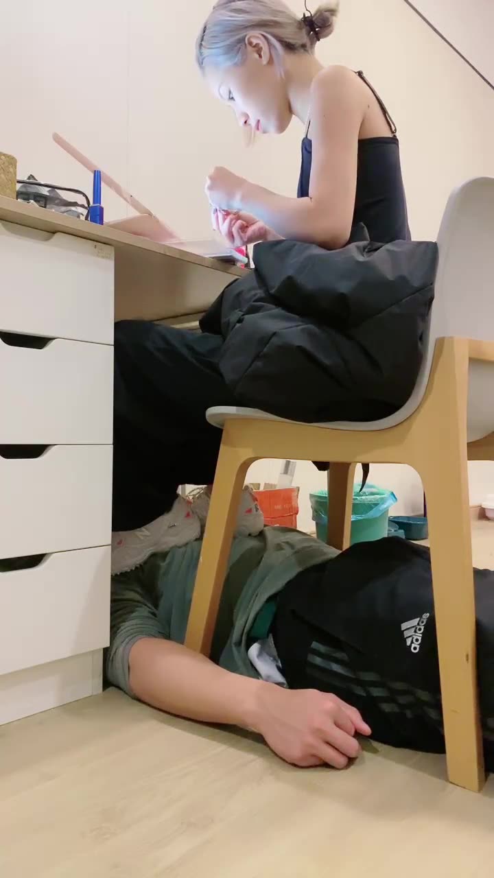 骨精精 生活化伺候