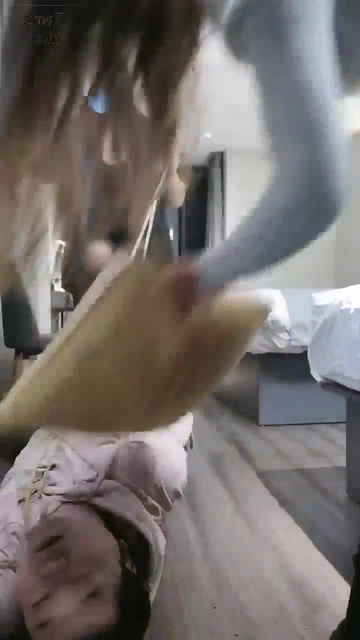颜大大 双S踩踏