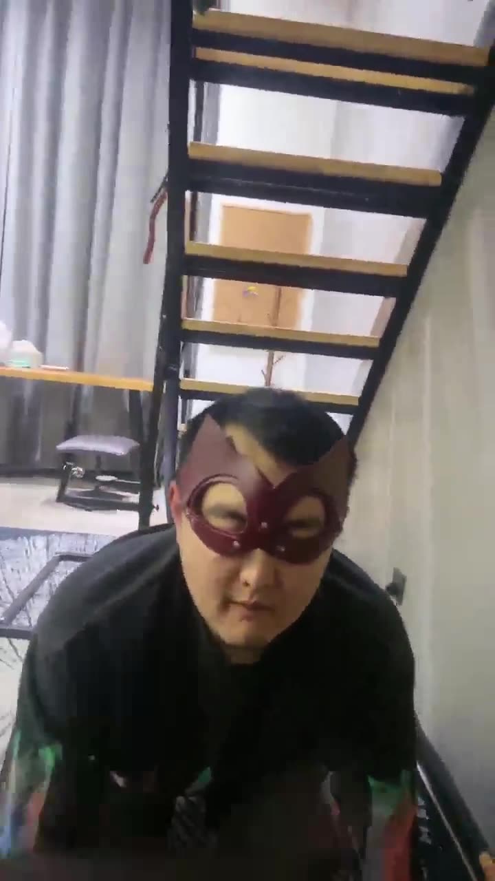 一纸 找个贱货来解压