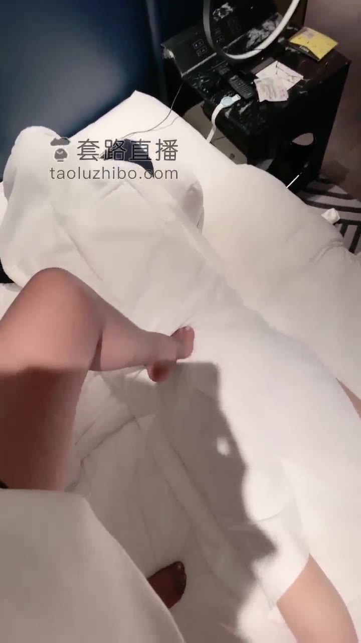 上海赵丽颖 暴力踩踏