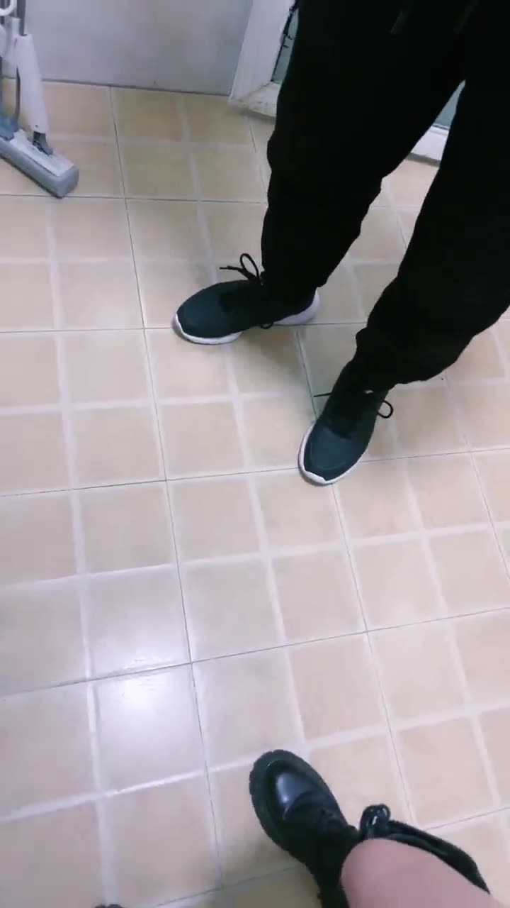 罗宾 剧情调教 女主人上厕所没纸怎么办