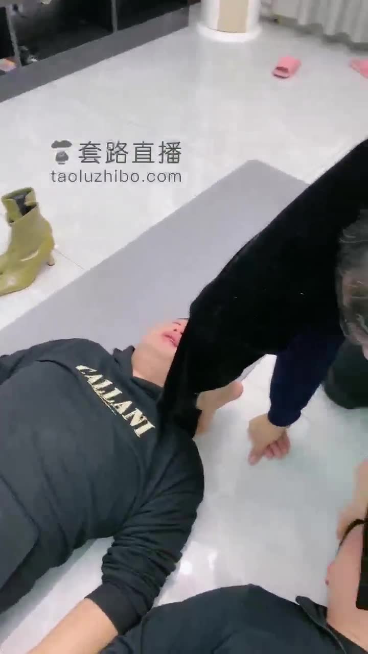 银儿 全体重坐脖子