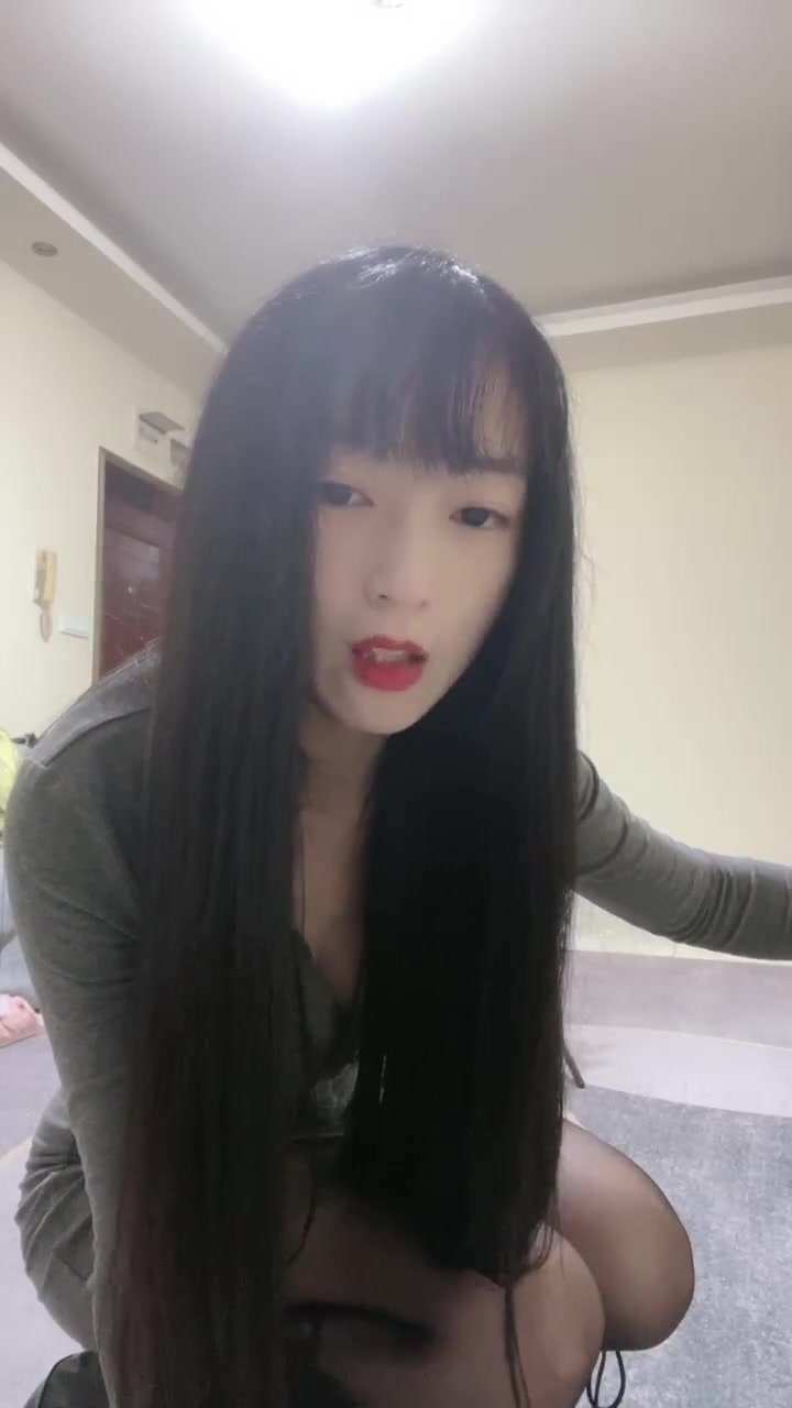 偏不 踢蛋蛋