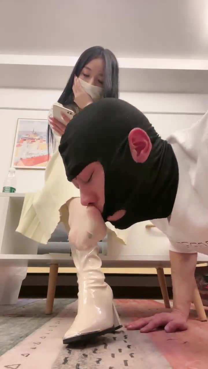 奈奈生 调教