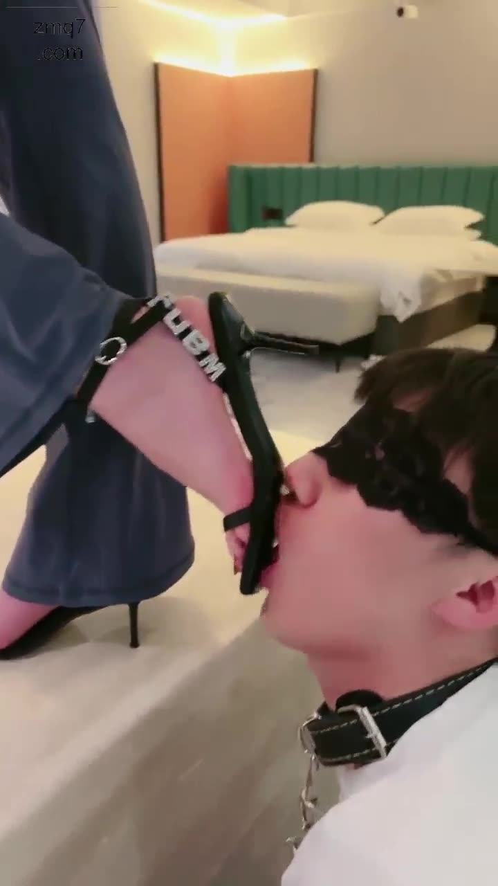 简一 调教 凉高拖鞋 美臀