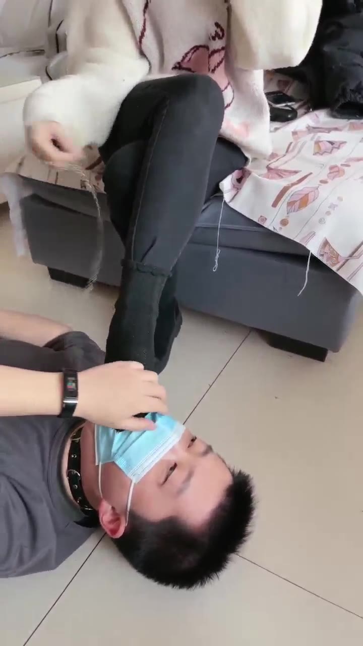 樱田妮妮 新来的奴 不知道能不能伺候我