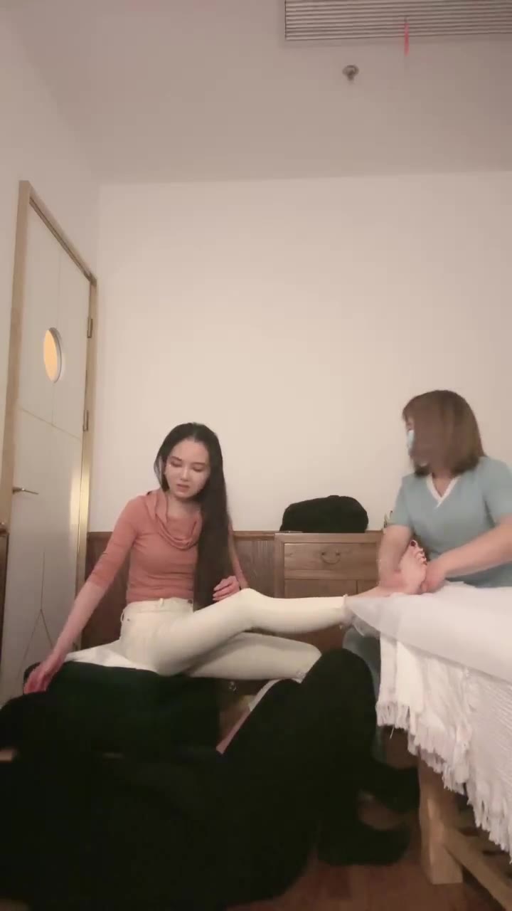 司宁青 足浴店里的享受