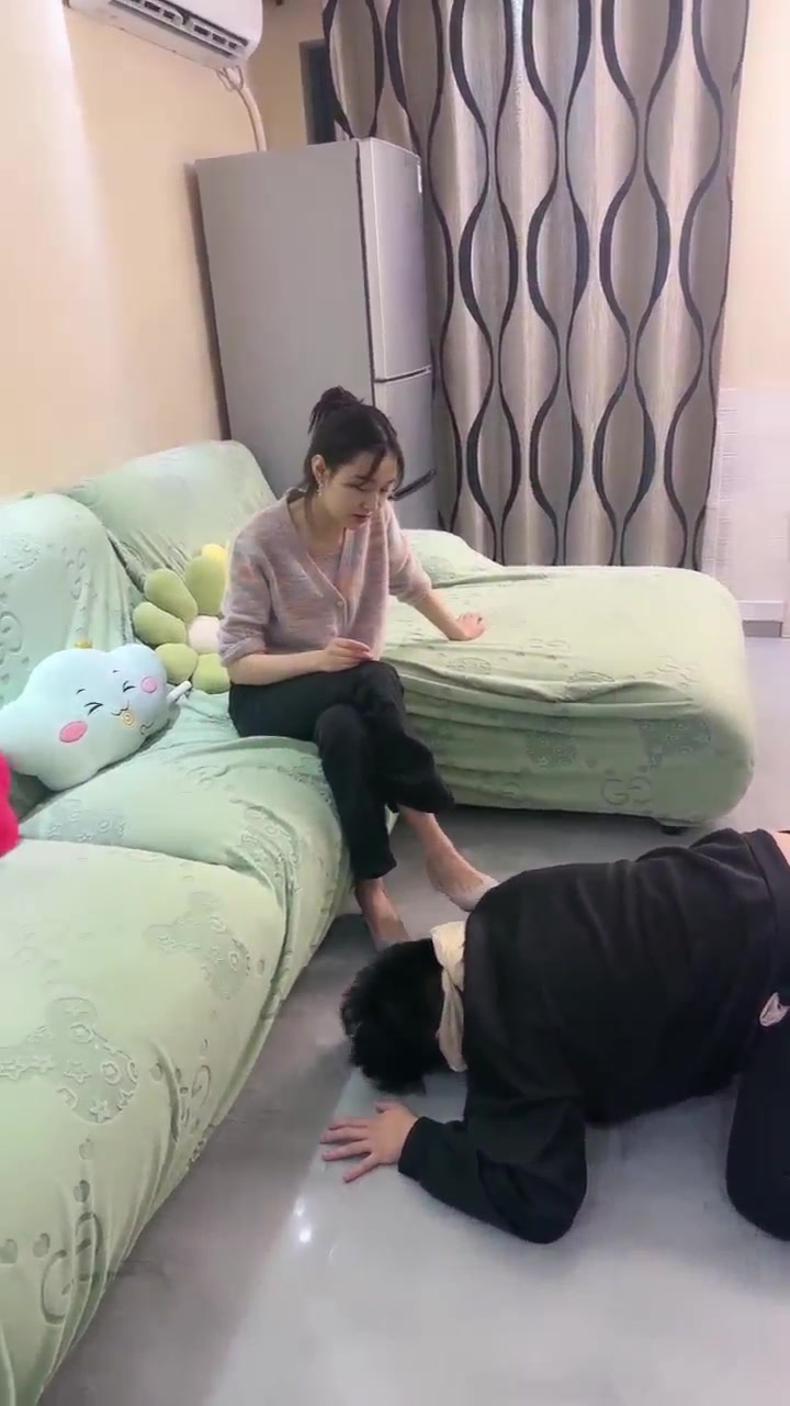 素人星探 素人艾莉茉 惩治变态男