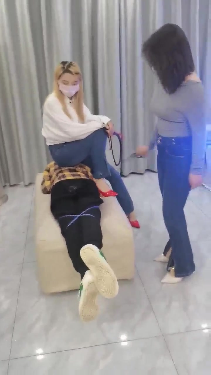 紫烟 双主玩窒息