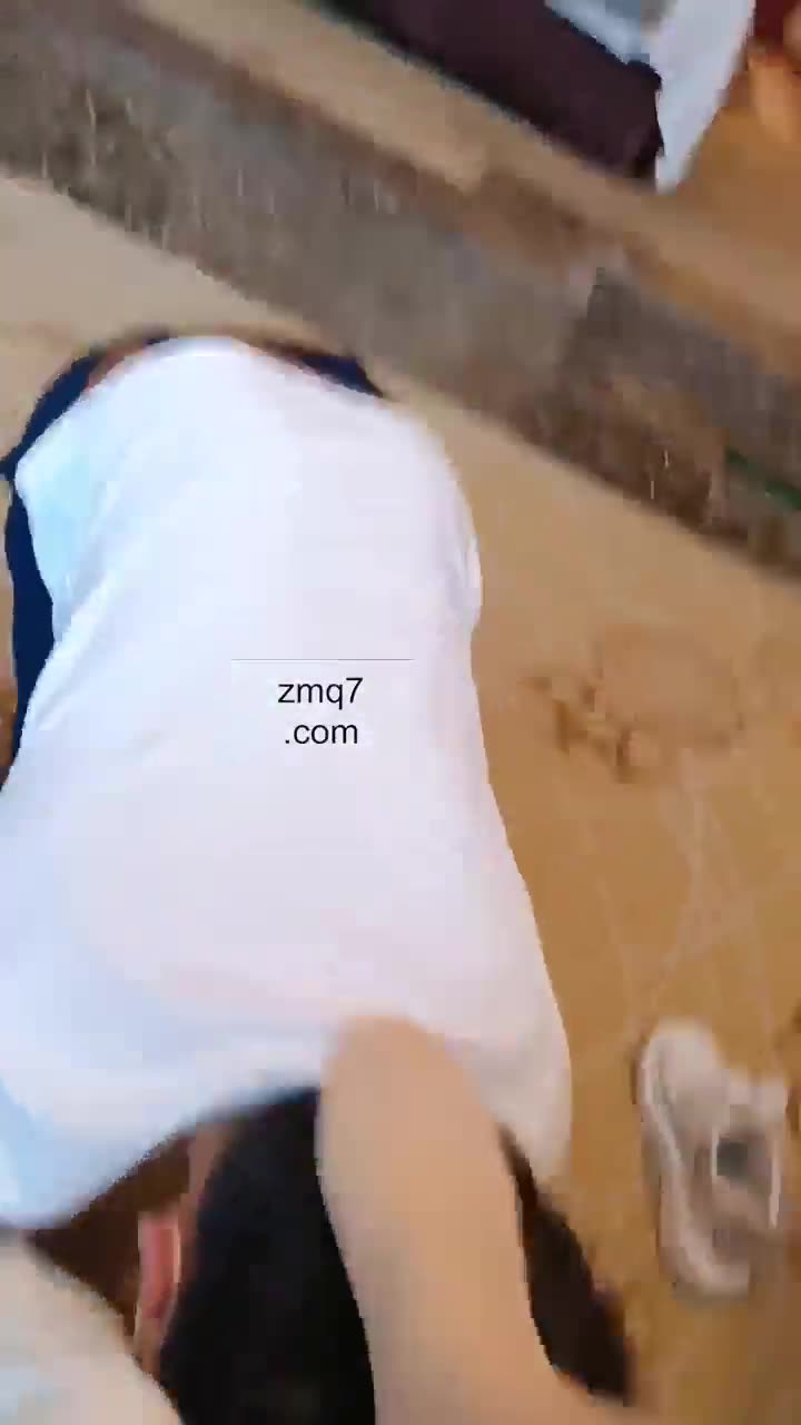 梵高 引导一个00年美女小姐姐初次调教我