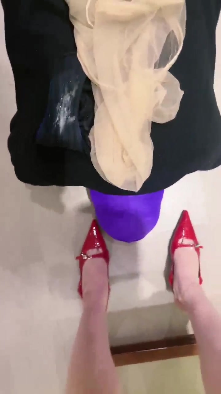 安主 调教 玩桌下奴