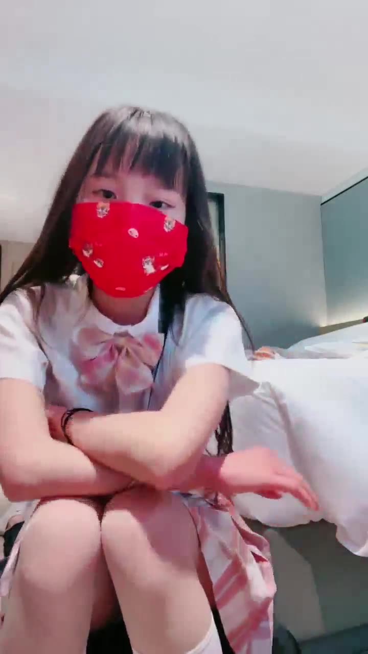 圆子 挑战一百耳光