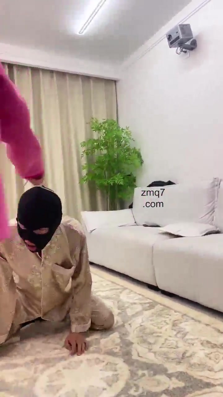 术术 踩踏狗奴 舔脚
