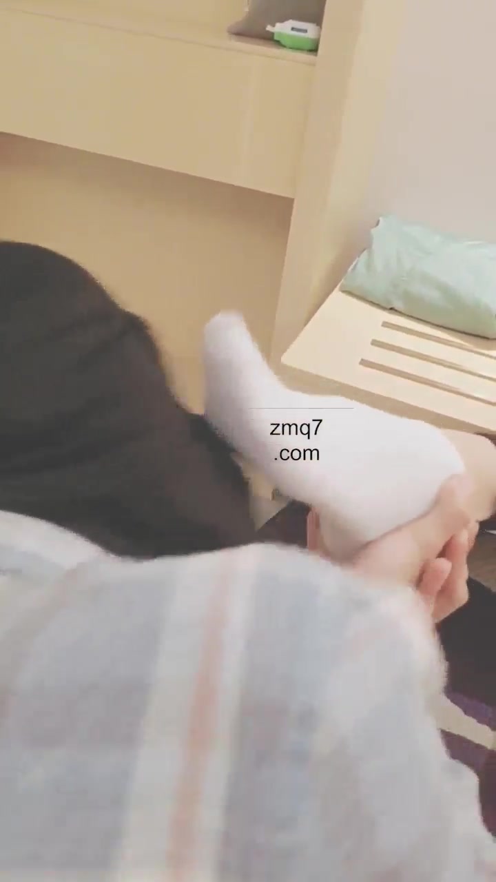 美娜格格 瑜伽课的丑事