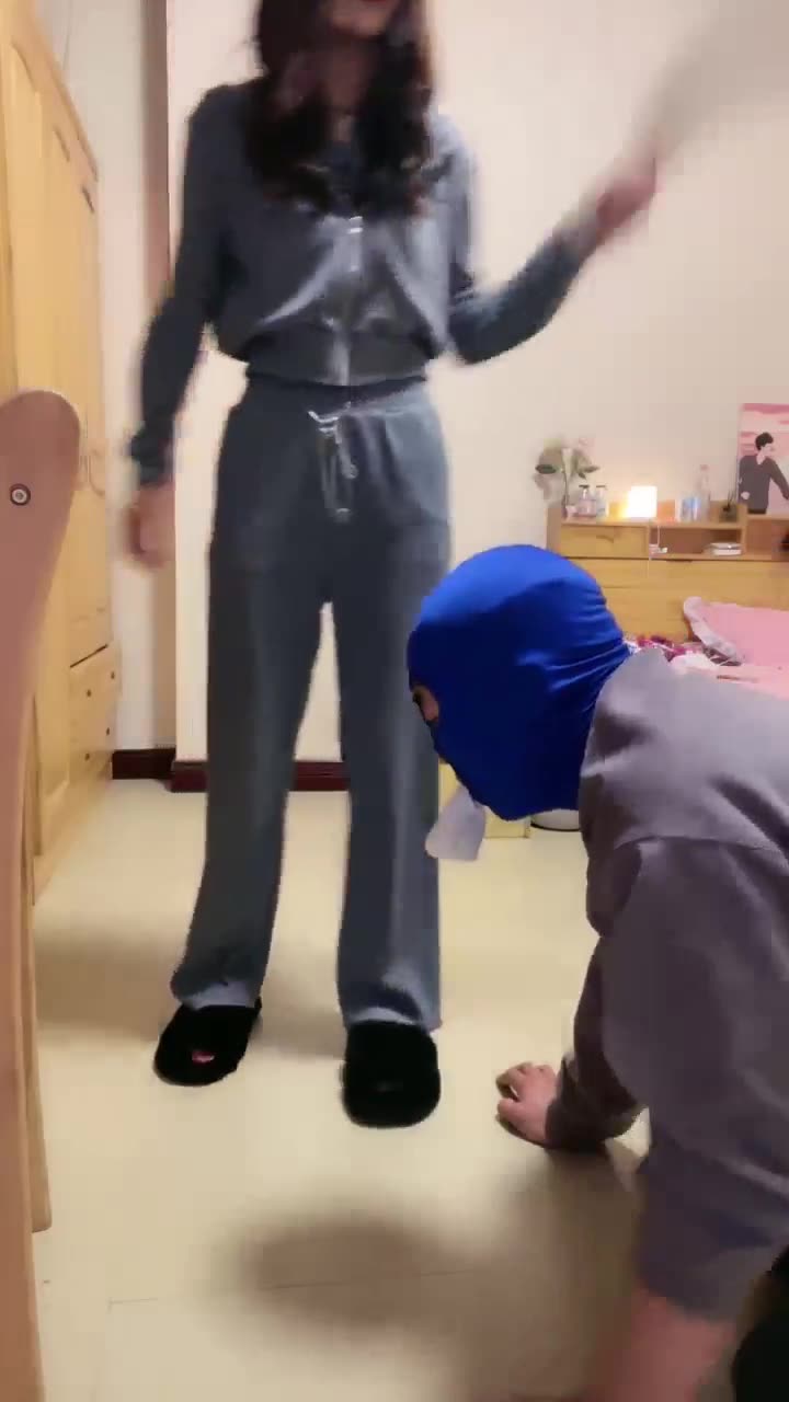 惜沫 开发素人闺蜜 首次调教