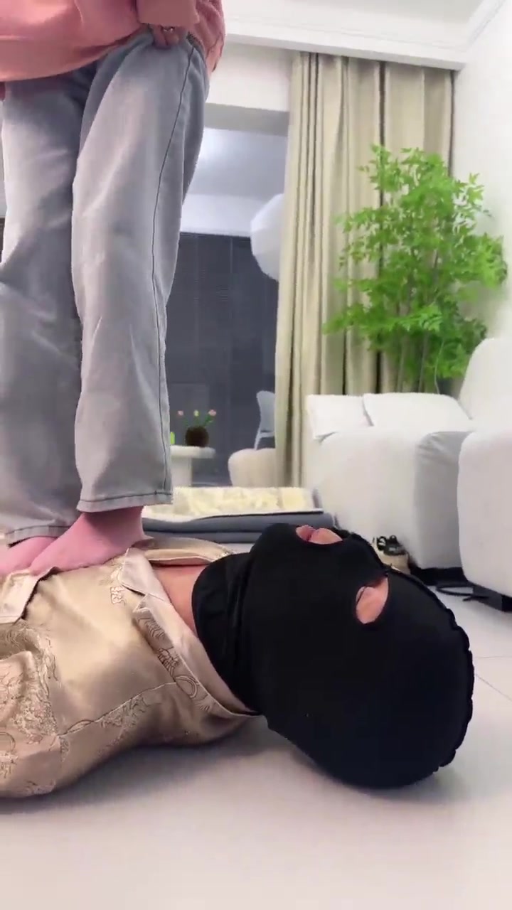 狗哥和小艾 调教 皮鞭