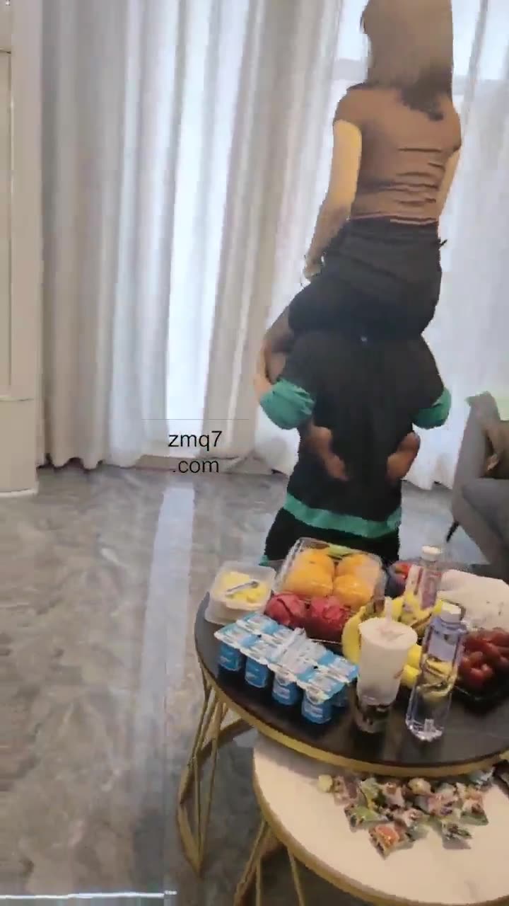 辣姐 调教脚奴