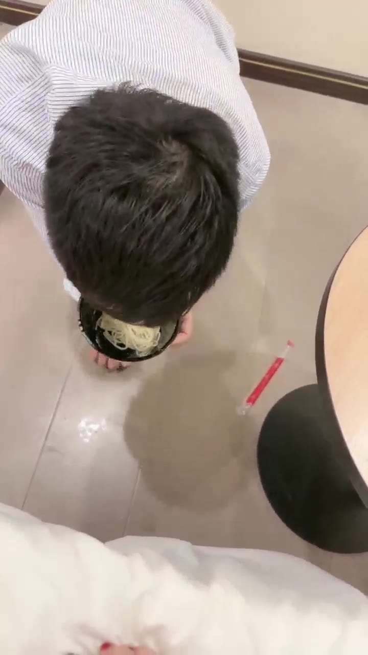 桃幼幼 圣水泡面