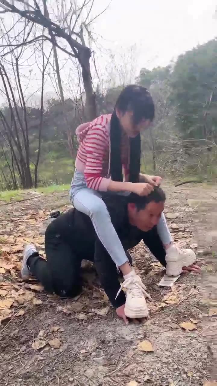 伊晨 户外狂虐