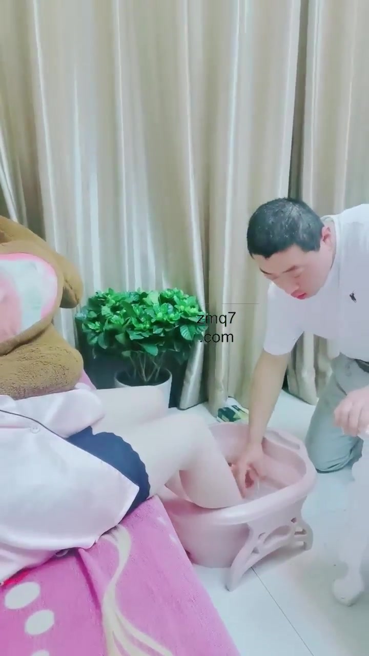 梦涵大大 家奴的日常体验