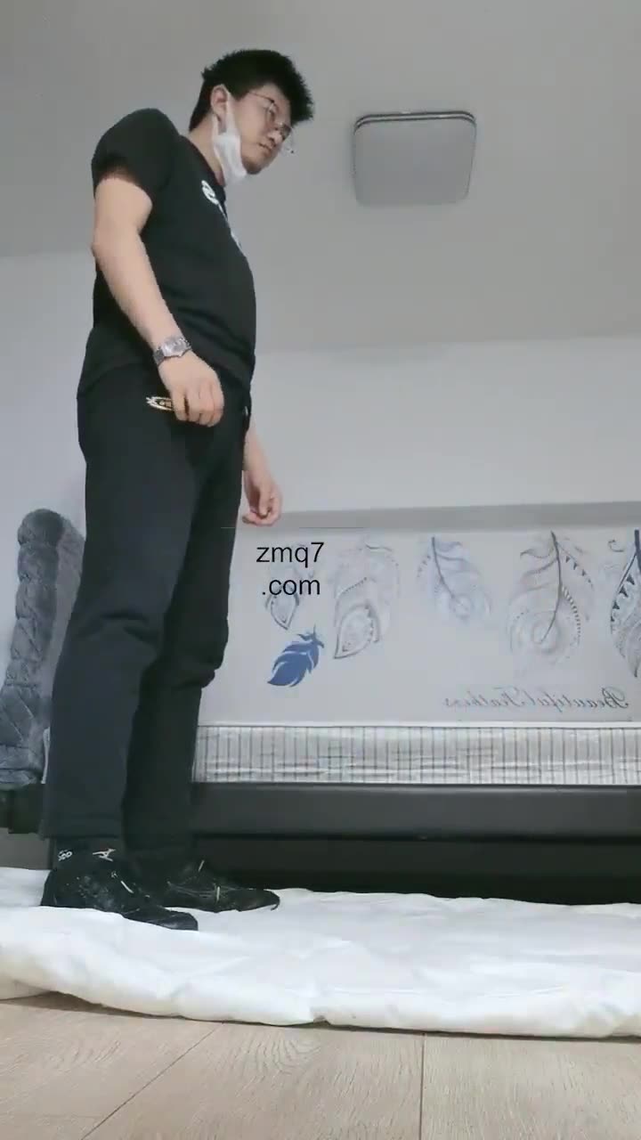 可可西米露 调教直播
