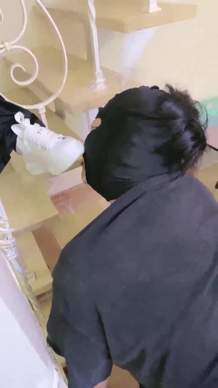 安琪 女仆店里玩男奴