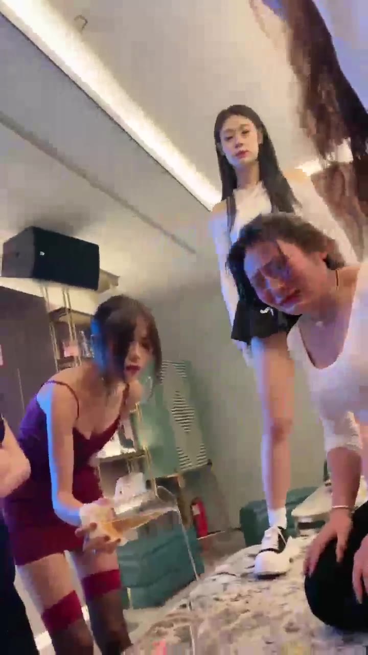 战一柔 世界第一女奴