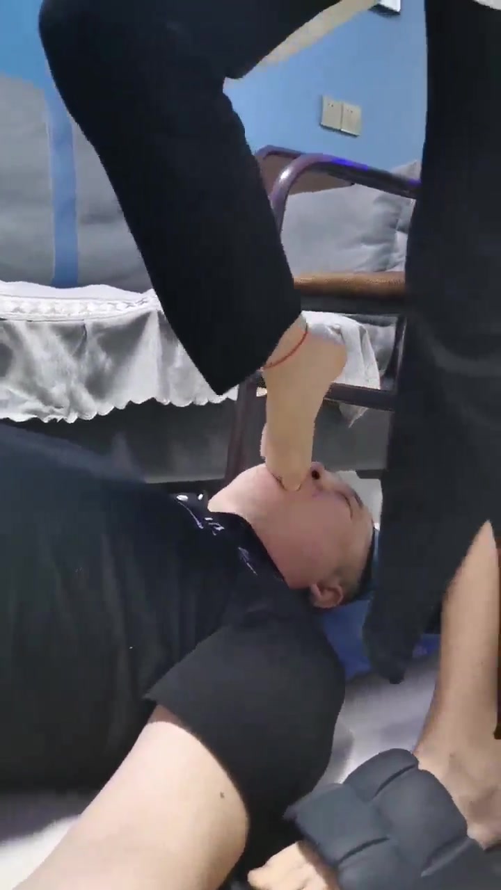 精神小妹 再次被精神小妹深喉