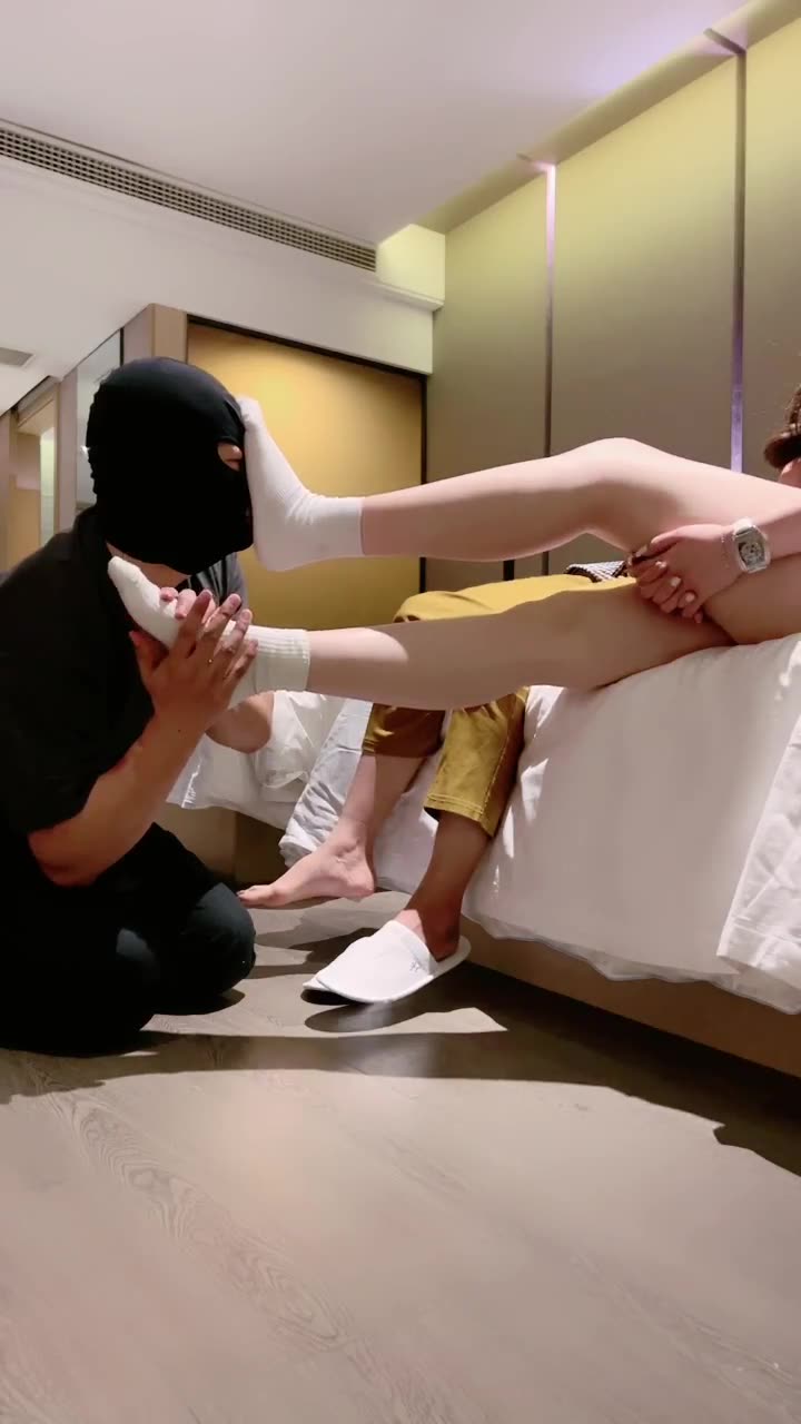 赵丽颖 母女踩踏