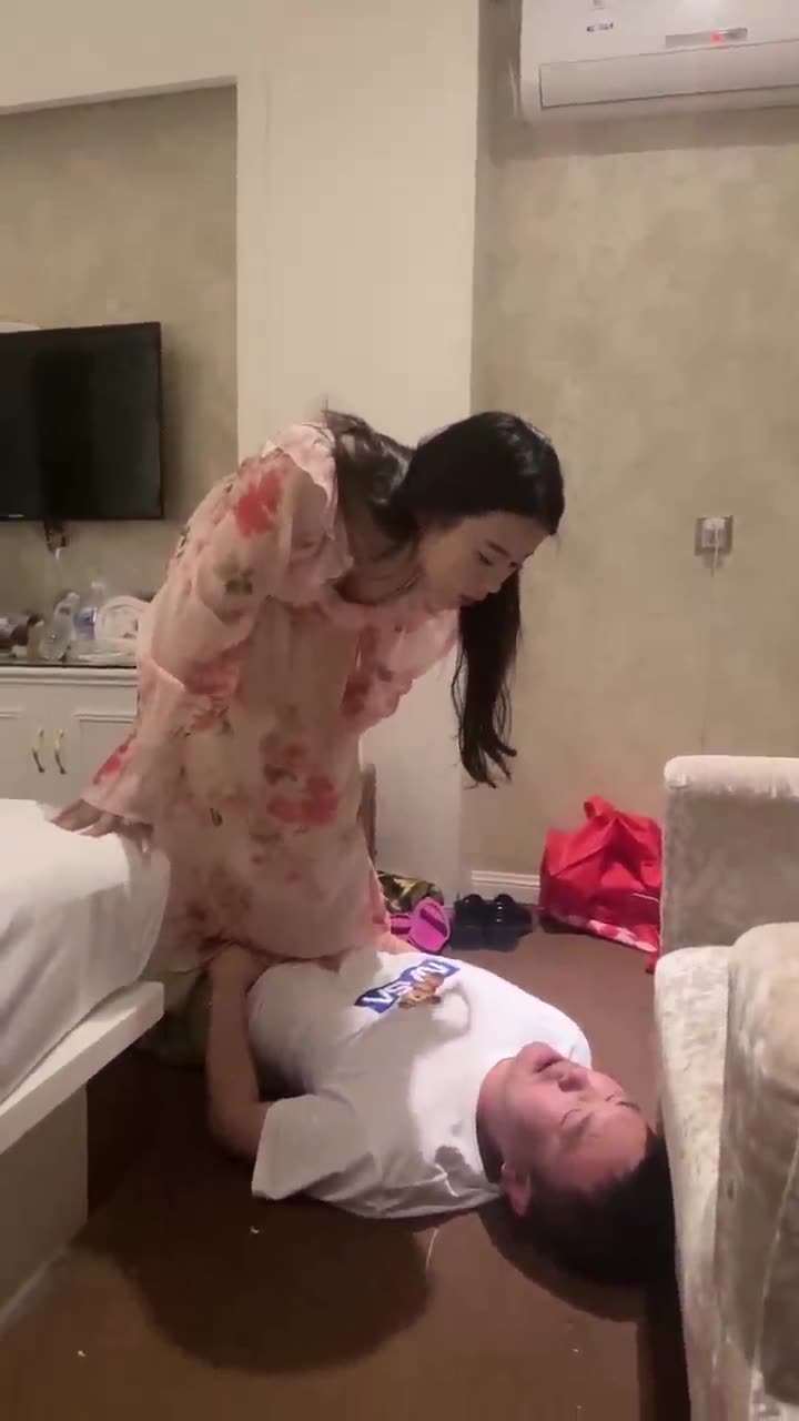 伊诺 首次玩CD奴