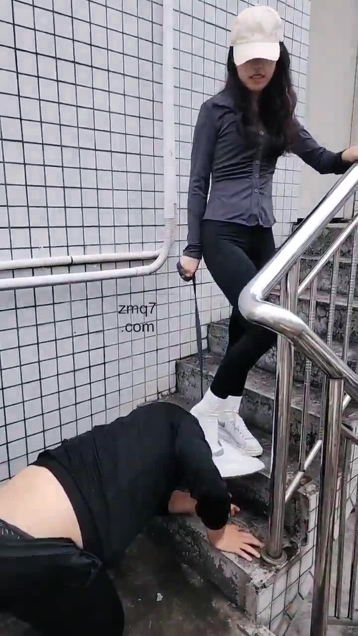 素人星探 瑜伽裤 天台暴虐