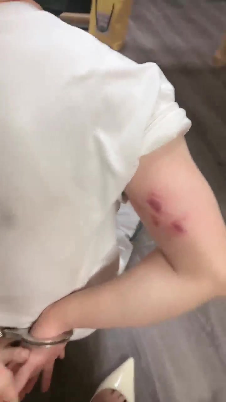 沅芷 拧掐小肉肉