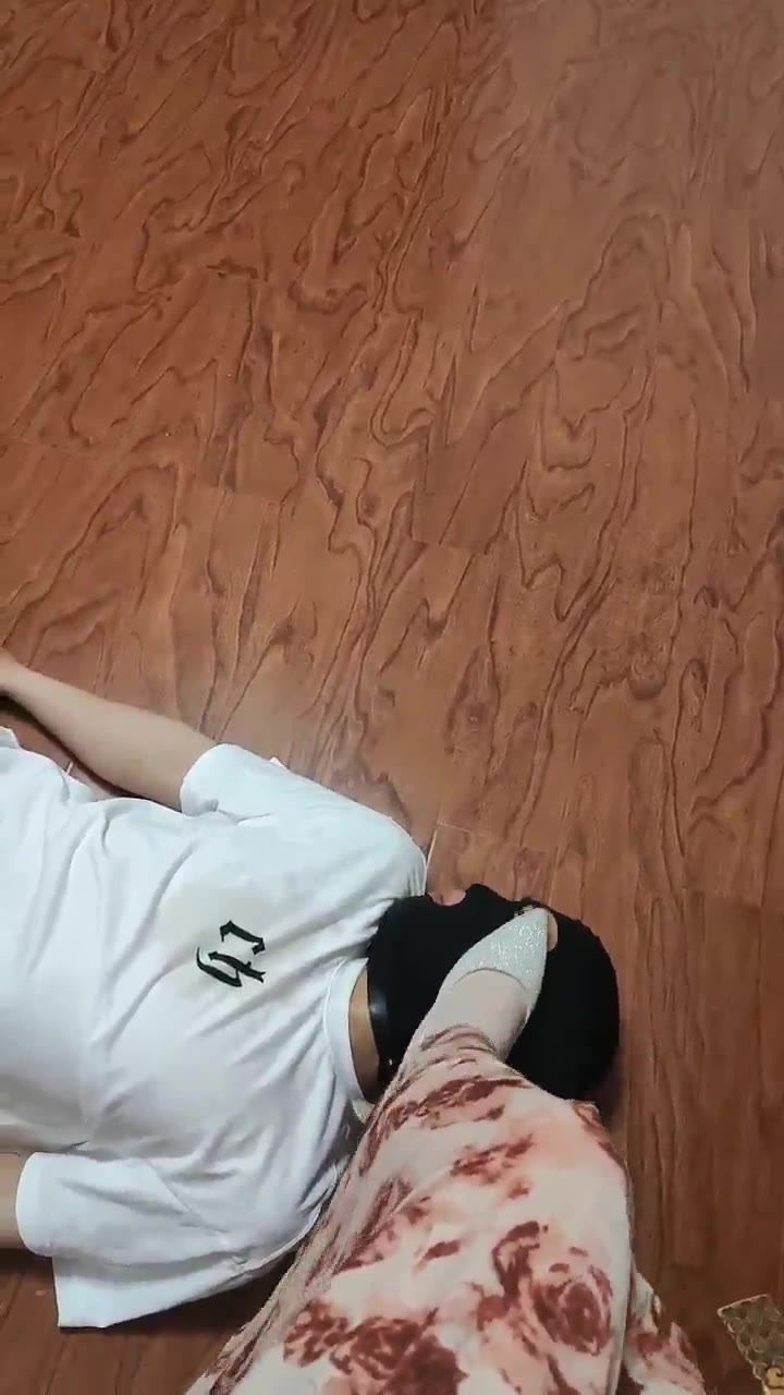 申小悦 圣水浇嘴 鞋跟踩舌头