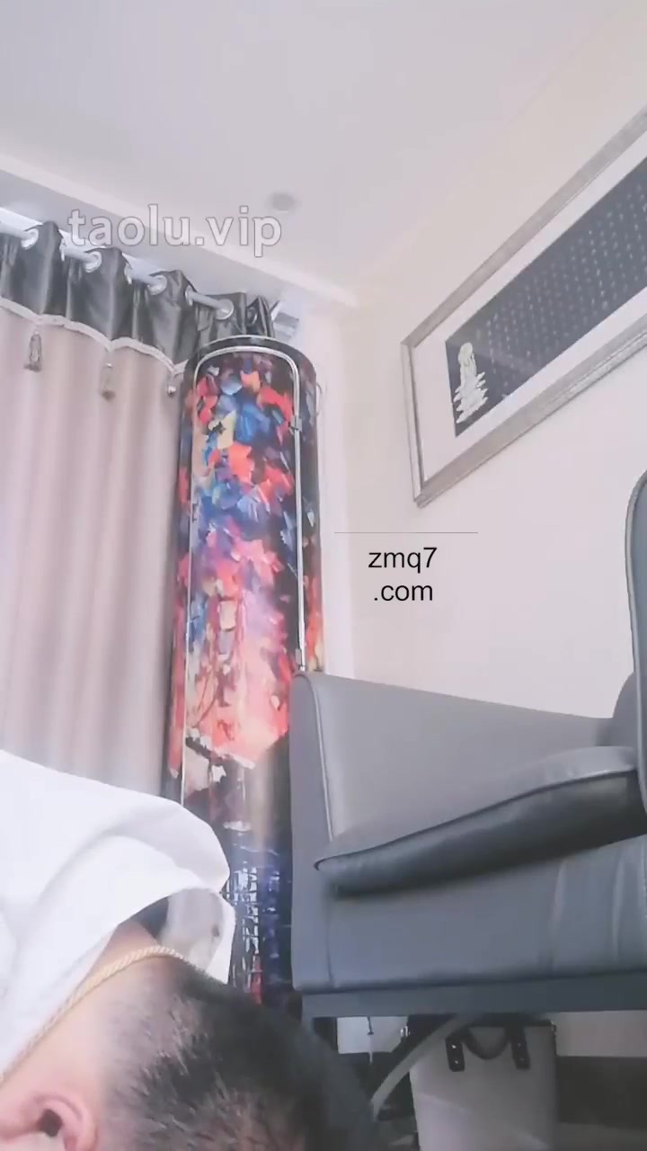 美娜格格 剧情 种牙女孩的逆转