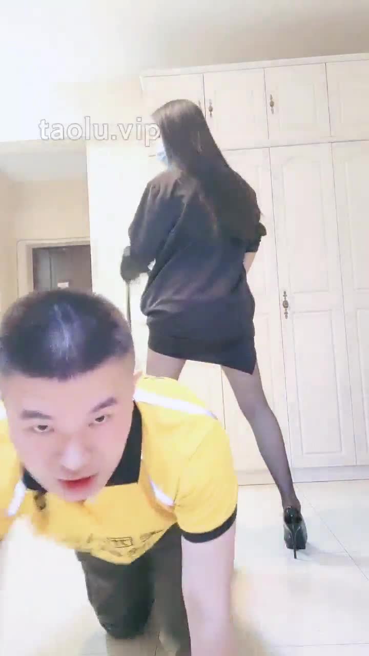 重庆男神 空姐调教外卖小哥
