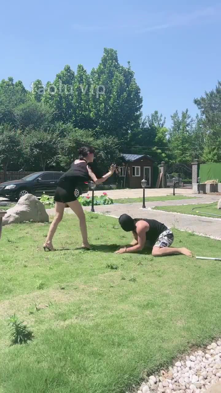 沅芷 狗畜就是用来打着玩的
