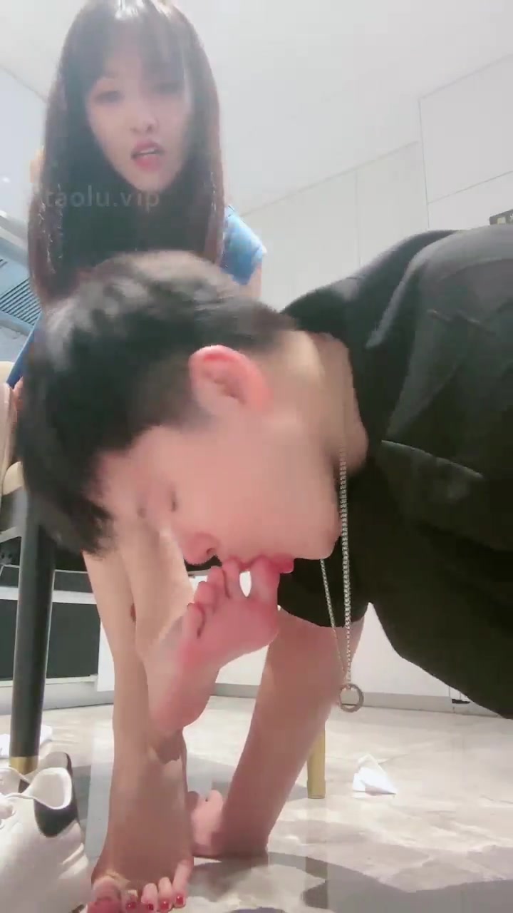 路子 双主玩狗