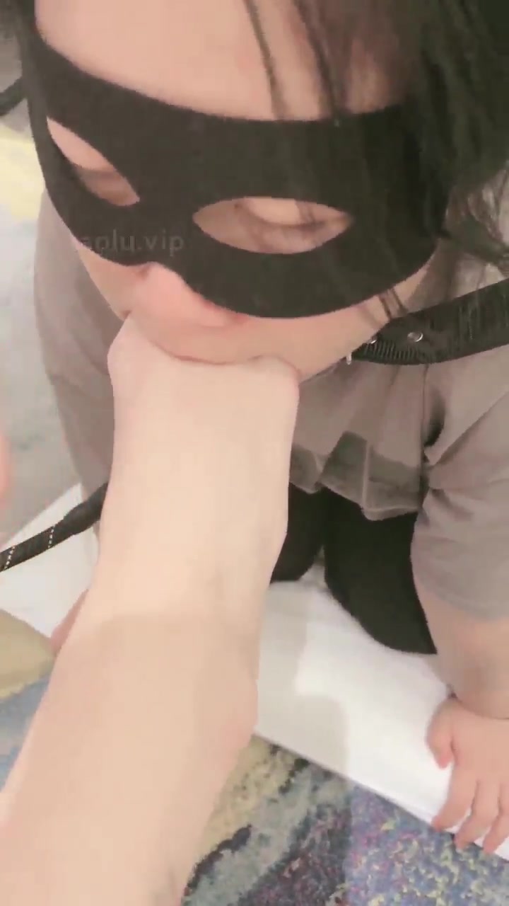 尤黎 女奴 能坚持多久