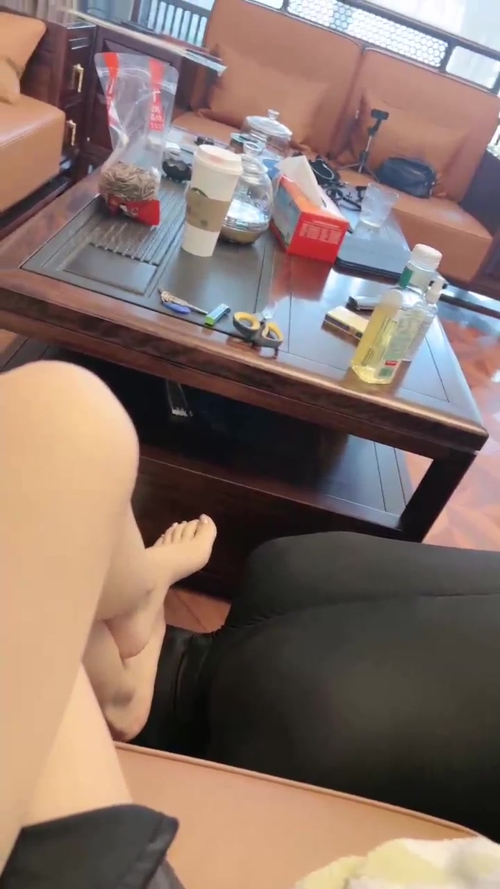 沅芷 家奴的一天 伺候女主人