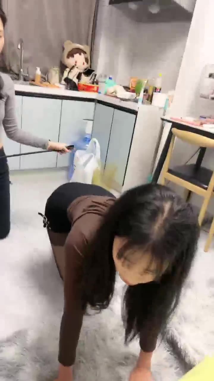 橙宝 踢逼 教育女奴
