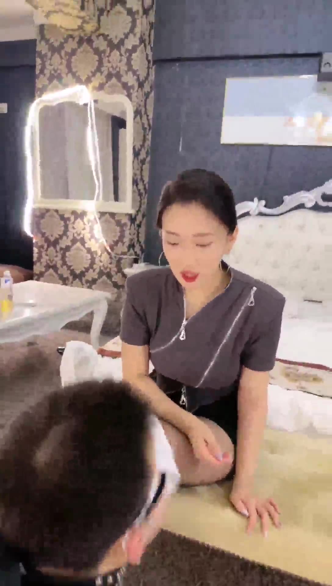 潘妮 长筒靴的绝对控制
