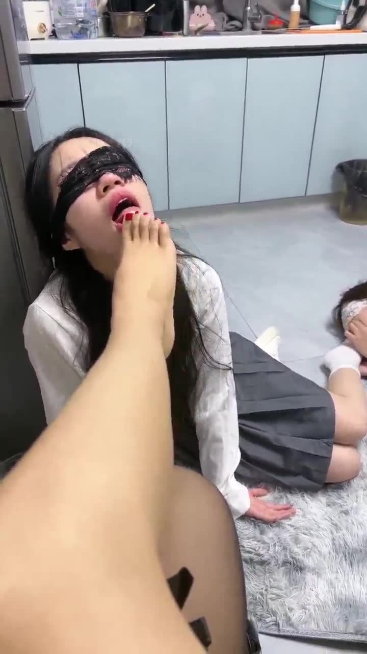 橙宝 调教女奴 贱货的肥屁股狂摇