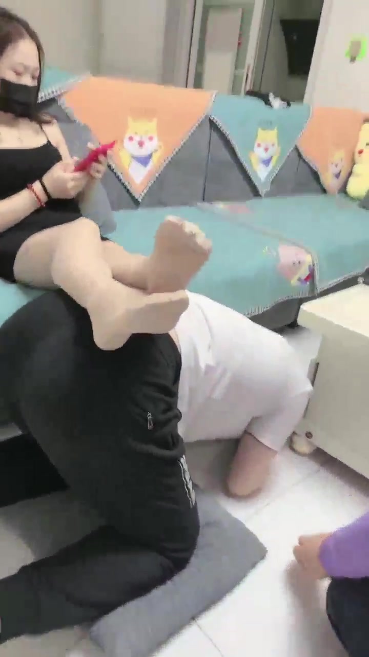 蜜糖情侣 双奴伺候 口水 鞭打