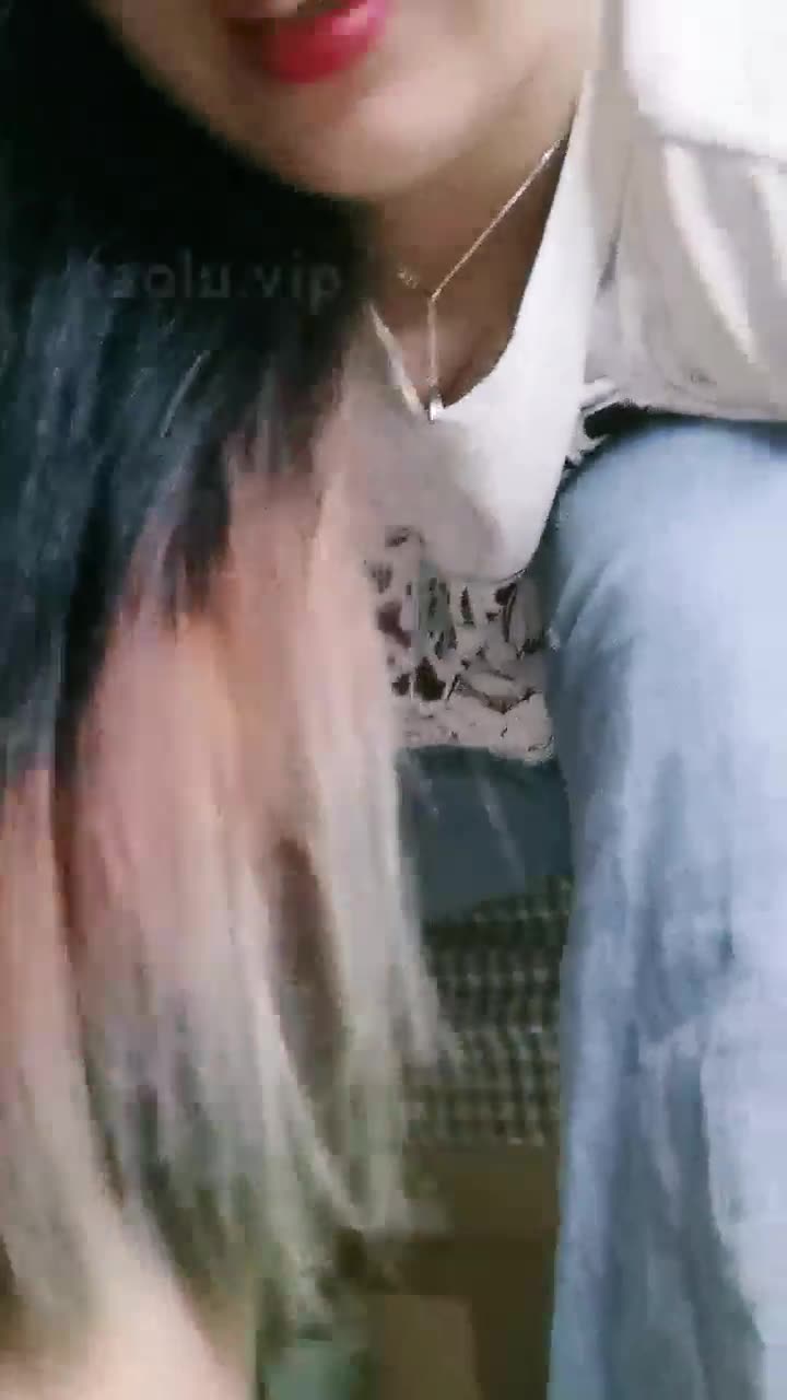 小羊 女奴 清理鞋底