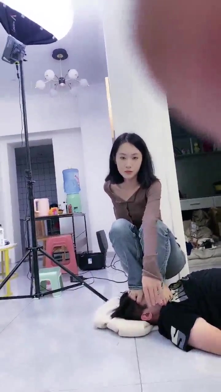 银儿 穿鞋1米88的模特