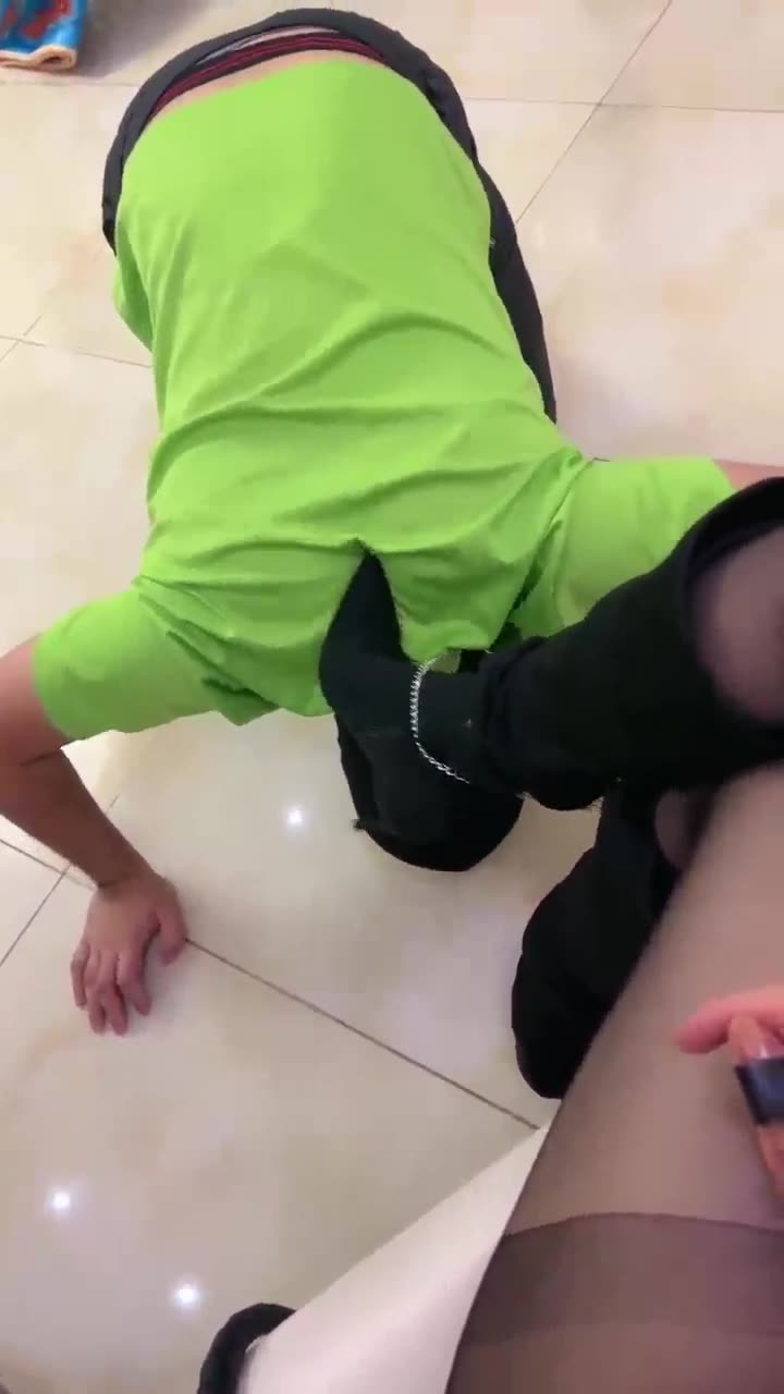 佳奈 笼子圈养 开发奴性