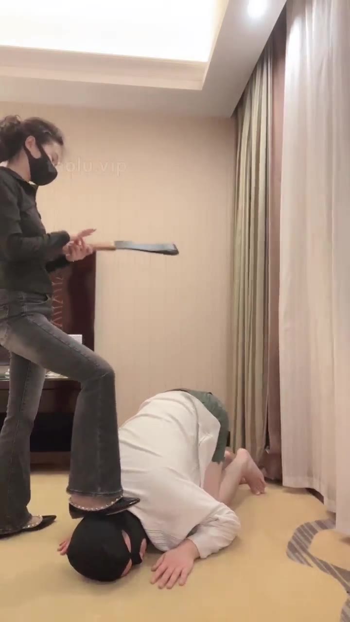 万一 圣水洗丝袜